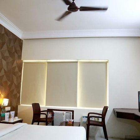 Hotel Shridevi Park Chennai Dış mekan fotoğraf