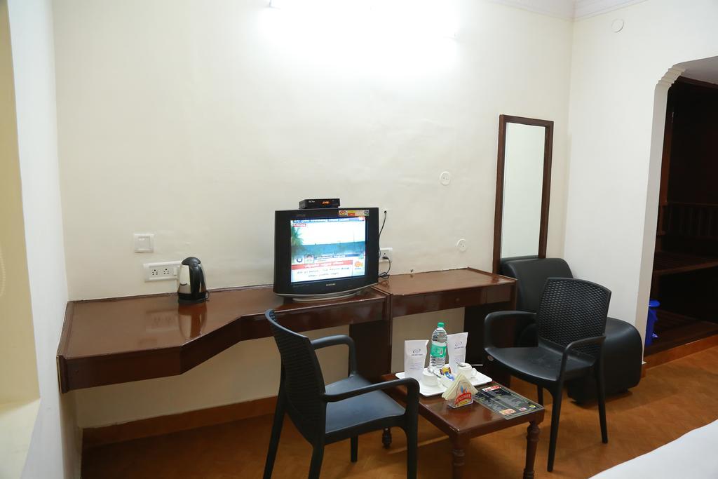 Hotel Shridevi Park Chennai Dış mekan fotoğraf